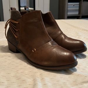 Pierre Dumas Booties
